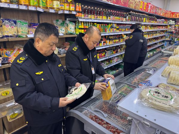 陈巴尔虎旗市场监督管理局开展元宵节前食品安全专项检查，全力守护群众“舌尖上的安全”